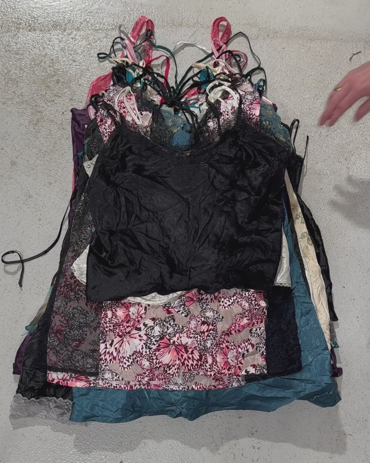 50x TOPS DE TIRANTES Y2K